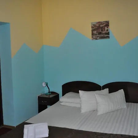 Flamingo Pensionat 3*