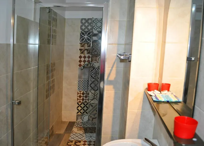 Flamingo בית הארחה