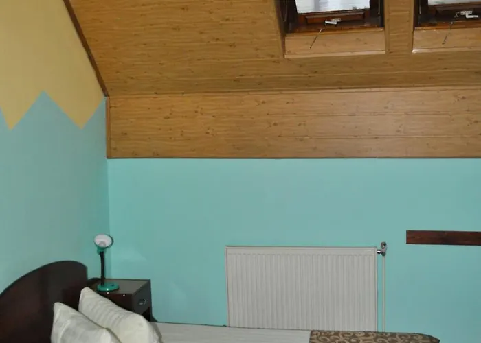 Flamingo בית הארחה