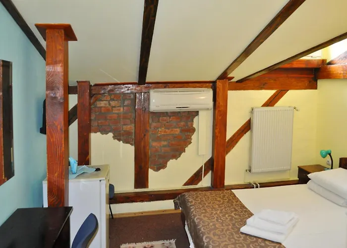 Flamingo Guest house 3*